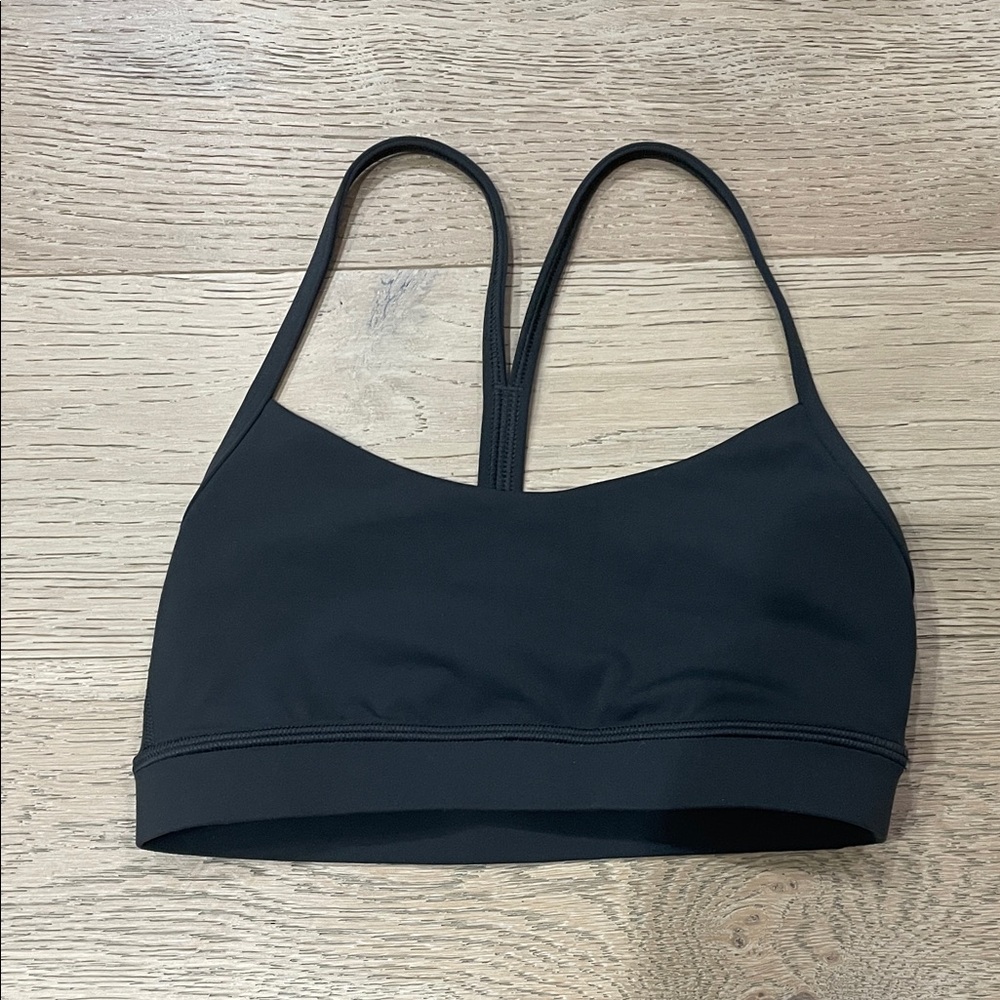Lululemon Women's Dark Grey size 4 Sports Bra